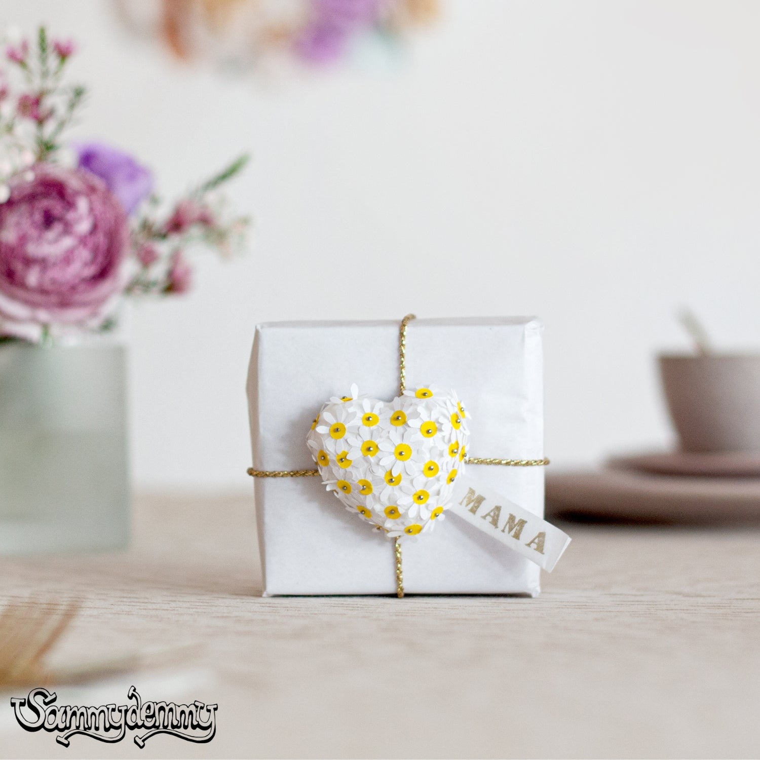 DIY: Florale Geschenkverpackung selber machen